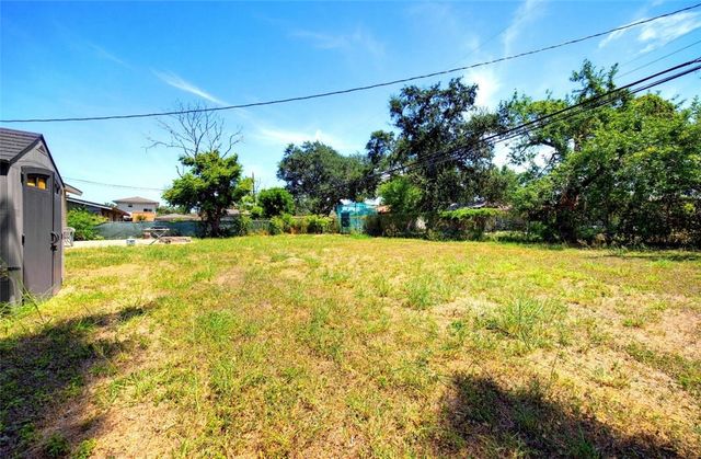 1410 Casa Linda Dr, Corpus Christi, TX 78411
