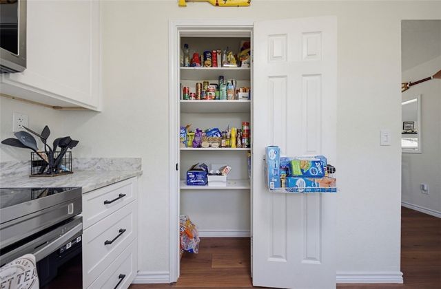 1410 Casa Linda Dr, Corpus Christi, TX 78411