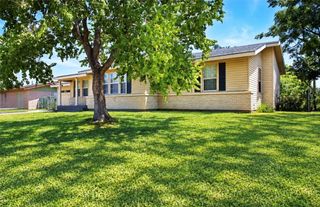 1410 Casa Linda Dr, Corpus Christi, TX 78411