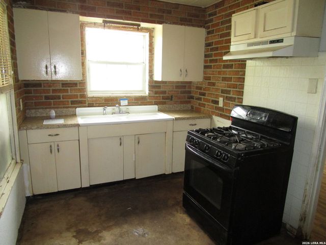 311 Bushick, San Antonio, TX 78223