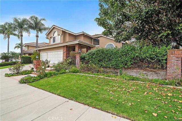2811 N Roxbury, Orange, CA 92867