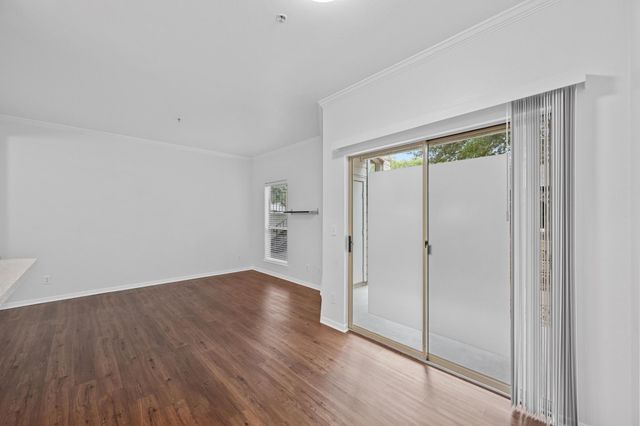 6000 Shepherd Mountain CV 213, Austin, TX 78730