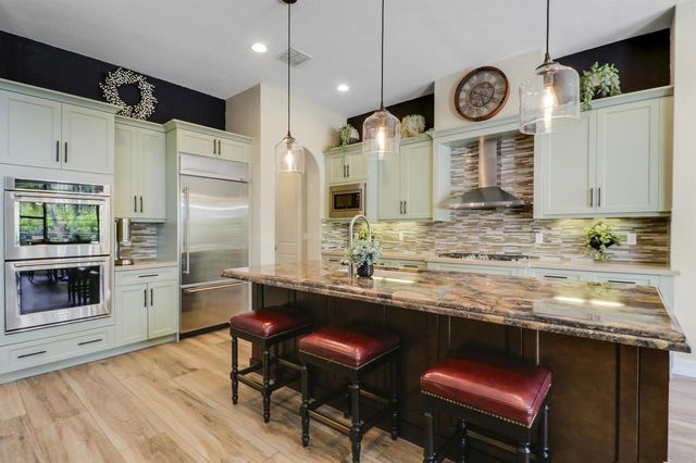 3045 NW Radcliffe Way, Palm City, FL 34990