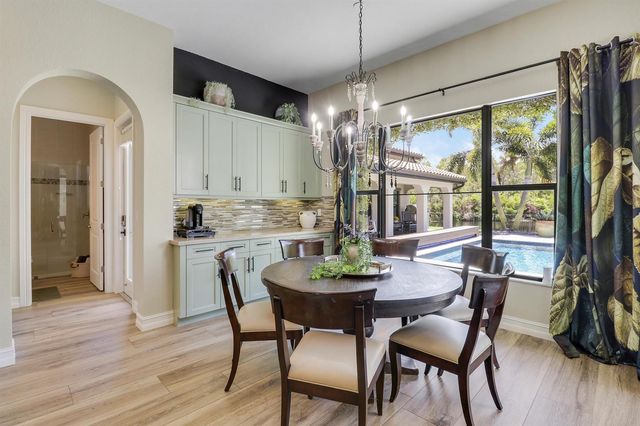 3045 NW Radcliffe Way, Palm City, FL 34990