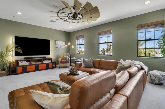 3045 NW Radcliffe Way, Palm City, FL 34990