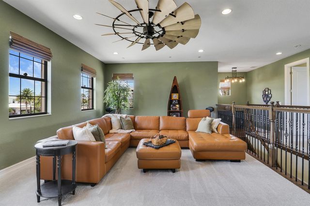 3045 NW Radcliffe Way, Palm City, FL 34990