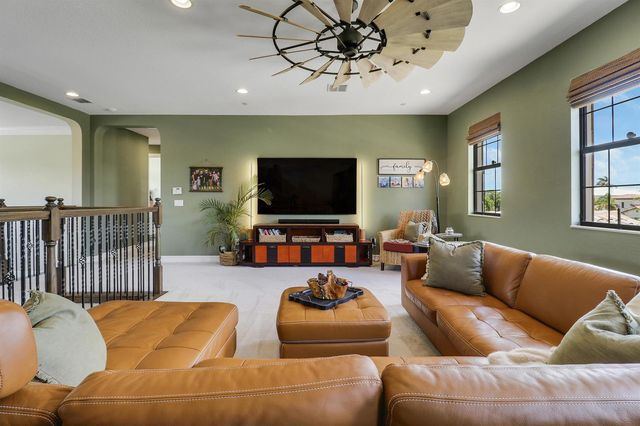 3045 NW Radcliffe Way, Palm City, FL 34990