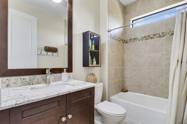 3045 NW Radcliffe Way, Palm City, FL 34990