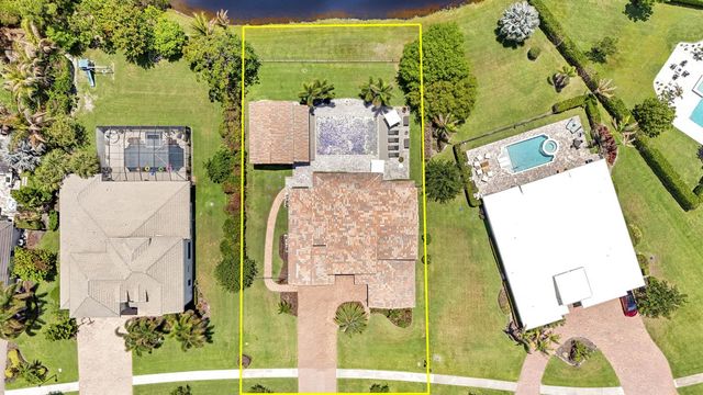 3045 NW Radcliffe Way, Palm City, FL 34990