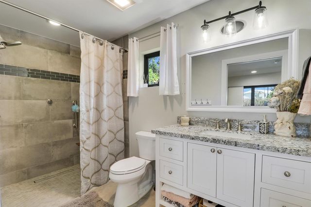 3045 NW Radcliffe Way, Palm City, FL 34990