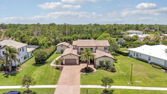 3045 NW Radcliffe Way, Palm City, FL 34990