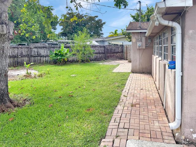 752 Orchid Drive, Royal Palm Beach, FL 33411