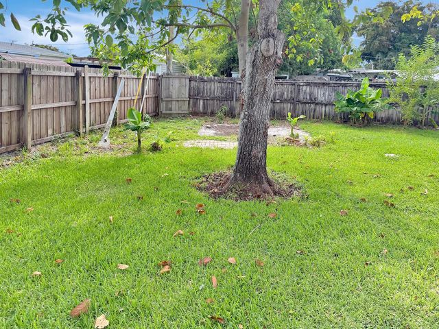 752 Orchid Drive, Royal Palm Beach, FL 33411