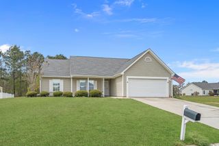 127 Heath Dr., Longs, SC 29568