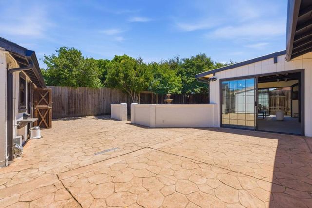 7516 Shady Hollow Drive, Newark, CA 94560