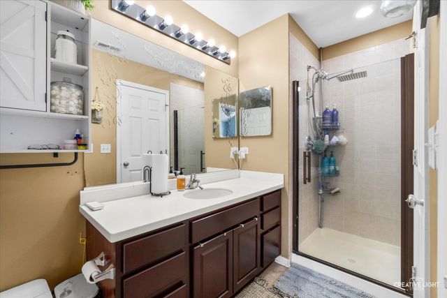 198 Timber Trails Boulevard 198, Gilberts, IL 60136