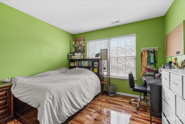 198 Timber Trails Boulevard 198, Gilberts, IL 60136