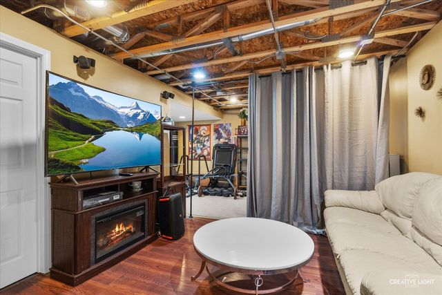 198 Timber Trails Boulevard 198, Gilberts, IL 60136