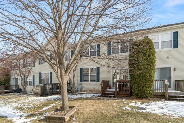 198 Timber Trails Boulevard 198, Gilberts, IL 60136