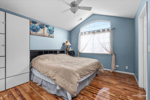 198 Timber Trails Boulevard 198, Gilberts, IL 60136