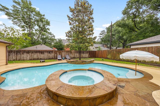 12914 Ivyforest Drive, Cypress, TX 77429