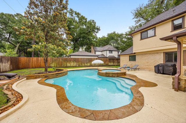 12914 Ivyforest Drive, Cypress, TX 77429