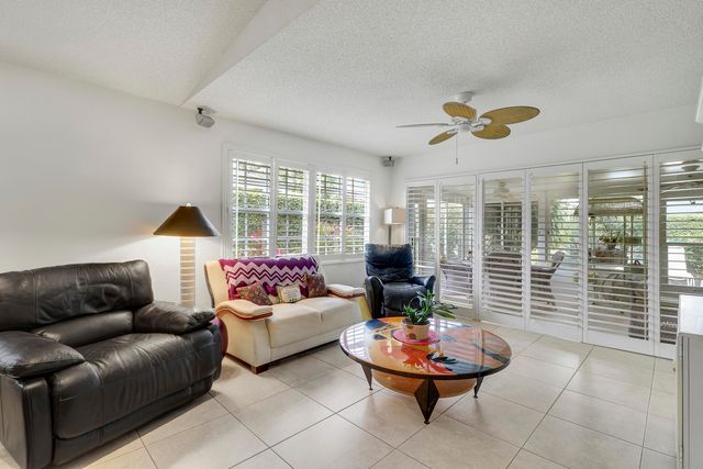 262 Brier Circle, Jupiter, FL 33458