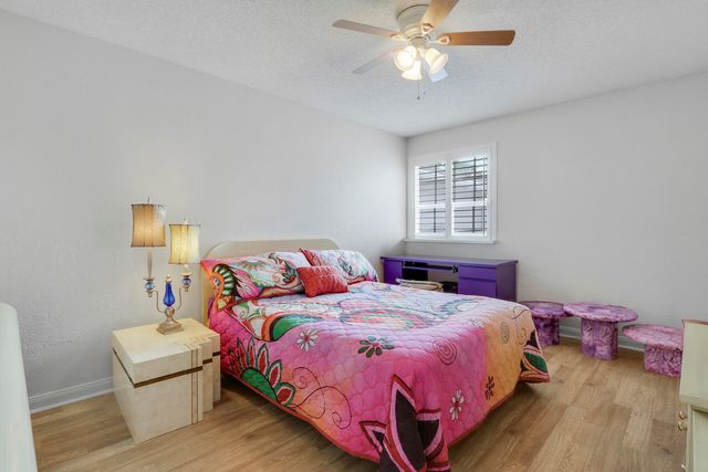 262 Brier Circle, Jupiter, FL 33458