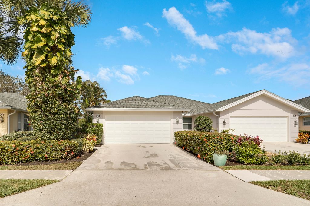 262 Brier Circle, Jupiter, FL 33458