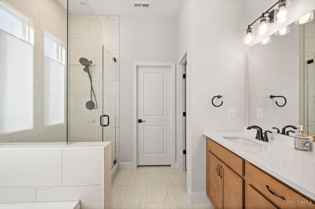 5289 Brougham Lane, Liberty Twp, OH 45011