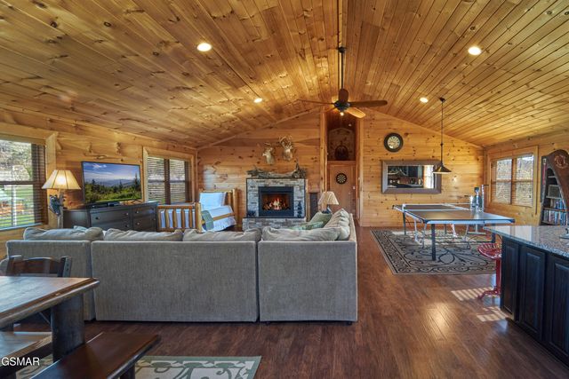 2930 Will Bryan Lane, Sevierville, TN 37862