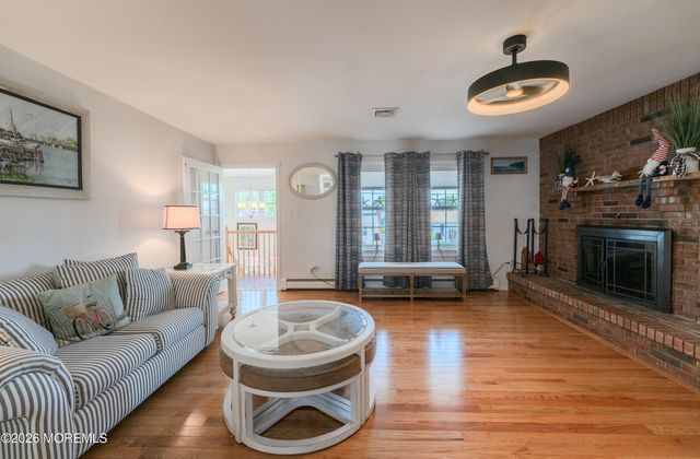 3235 Osborn Terrace, Toms River, NJ 08753