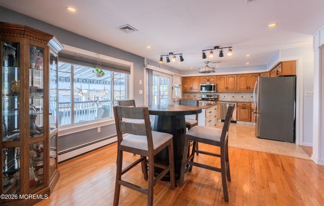 3235 Osborn Terrace, Toms River, NJ 08753