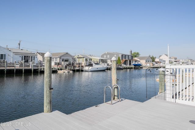 3235 Osborn Terrace, Toms River, NJ 08753
