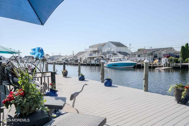 3235 Osborn Terrace, Toms River, NJ 08753