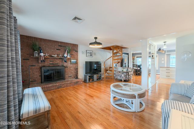 3235 Osborn Terrace, Toms River, NJ 08753