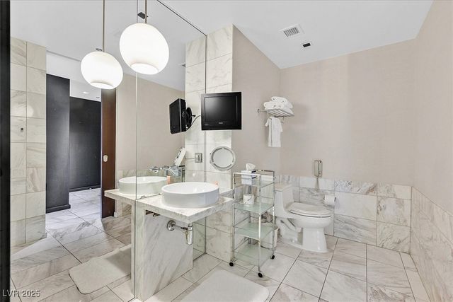 4381 West Flamingo Road 1609, Las Vegas, NV 89103