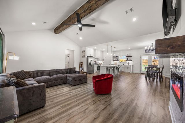 209 Michelle Drive, Beebe, AR 72012