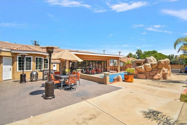 2335 N San Antonio Avenue, Upland, CA 91784