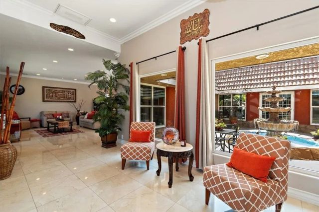 2335 N San Antonio Avenue, Upland, CA 91784