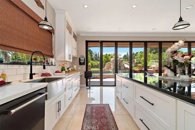 2335 N San Antonio Avenue, Upland, CA 91784