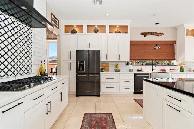 2335 N San Antonio Avenue, Upland, CA 91784