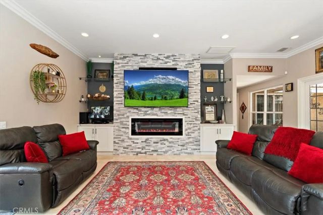 2335 N San Antonio Avenue, Upland, CA 91784