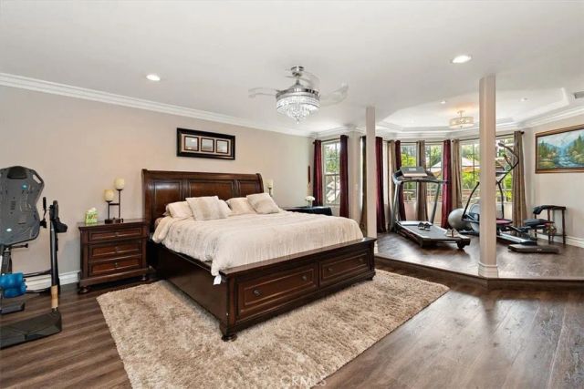 2335 N San Antonio Avenue, Upland, CA 91784