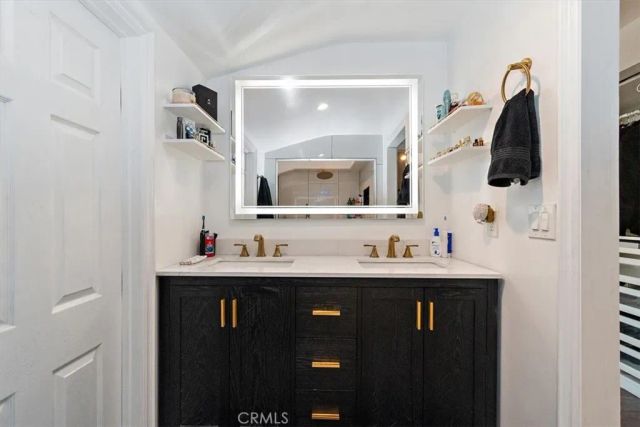 2335 N San Antonio Avenue, Upland, CA 91784