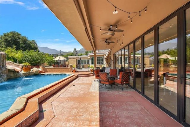 2335 N San Antonio Avenue, Upland, CA 91784