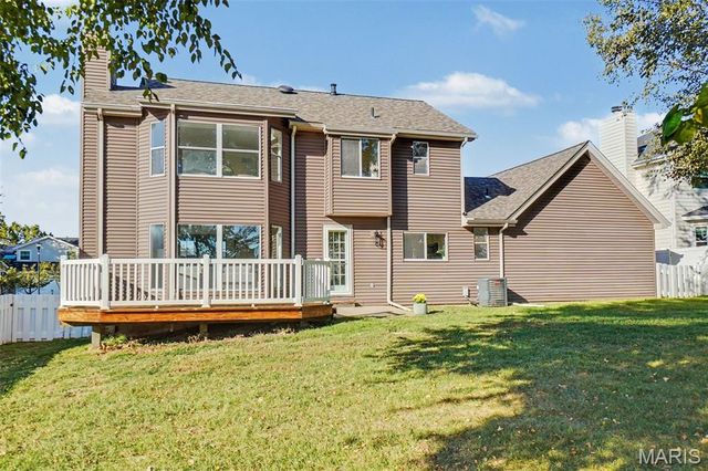 11 Castlio Court, St Charles, MO 63304