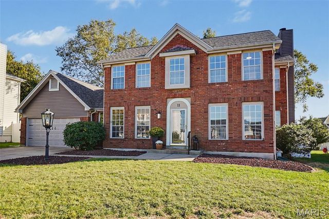 11 Castlio Court, St Charles, MO 63304