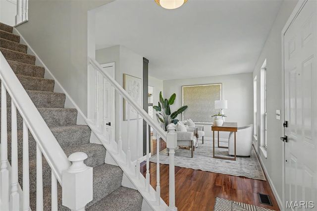 11 Castlio Court, St Charles, MO 63304