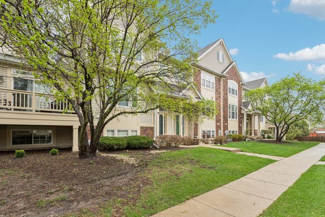 2724 N GREENWOOD Avenue, Arlington Heights, IL 60004